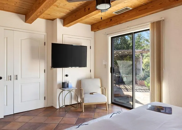Timber Rock Retreat By Avantstay * Oak Creek