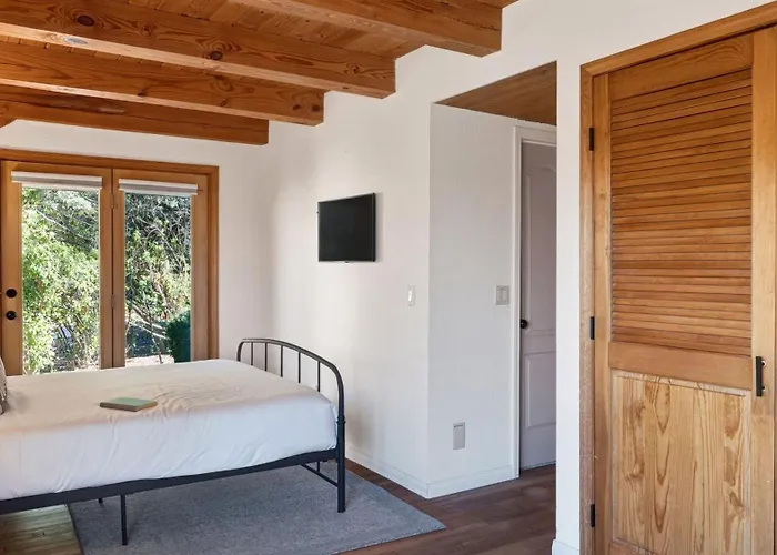 Timber Rock Retreat By Avantstay * Oak Creek